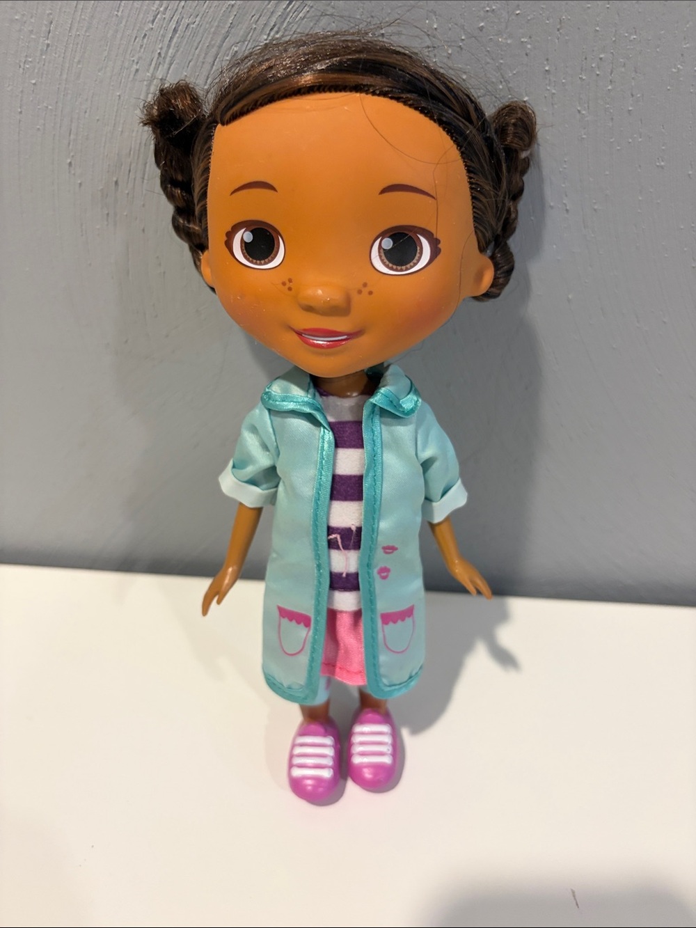 Disney Jr. Doc Mcstuffins pet rescue doll missing stethoscope